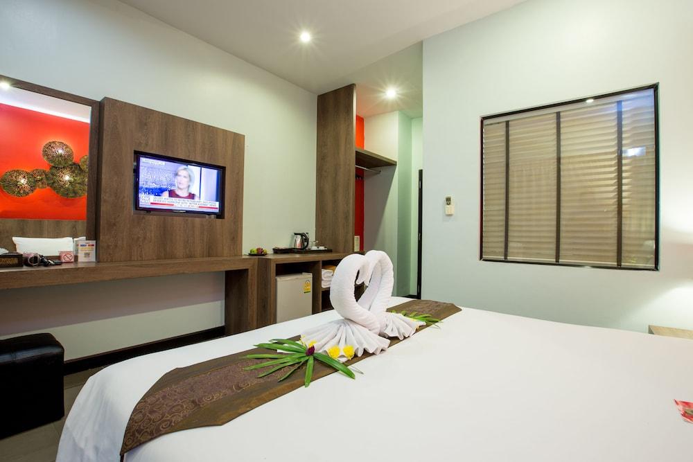 Youdee Hotel Patong - Formerly Meir Jarr Hotel Patong Kültér fotó