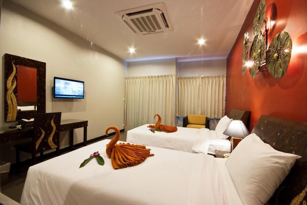Youdee Hotel Patong - Formerly Meir Jarr Hotel Patong Kültér fotó