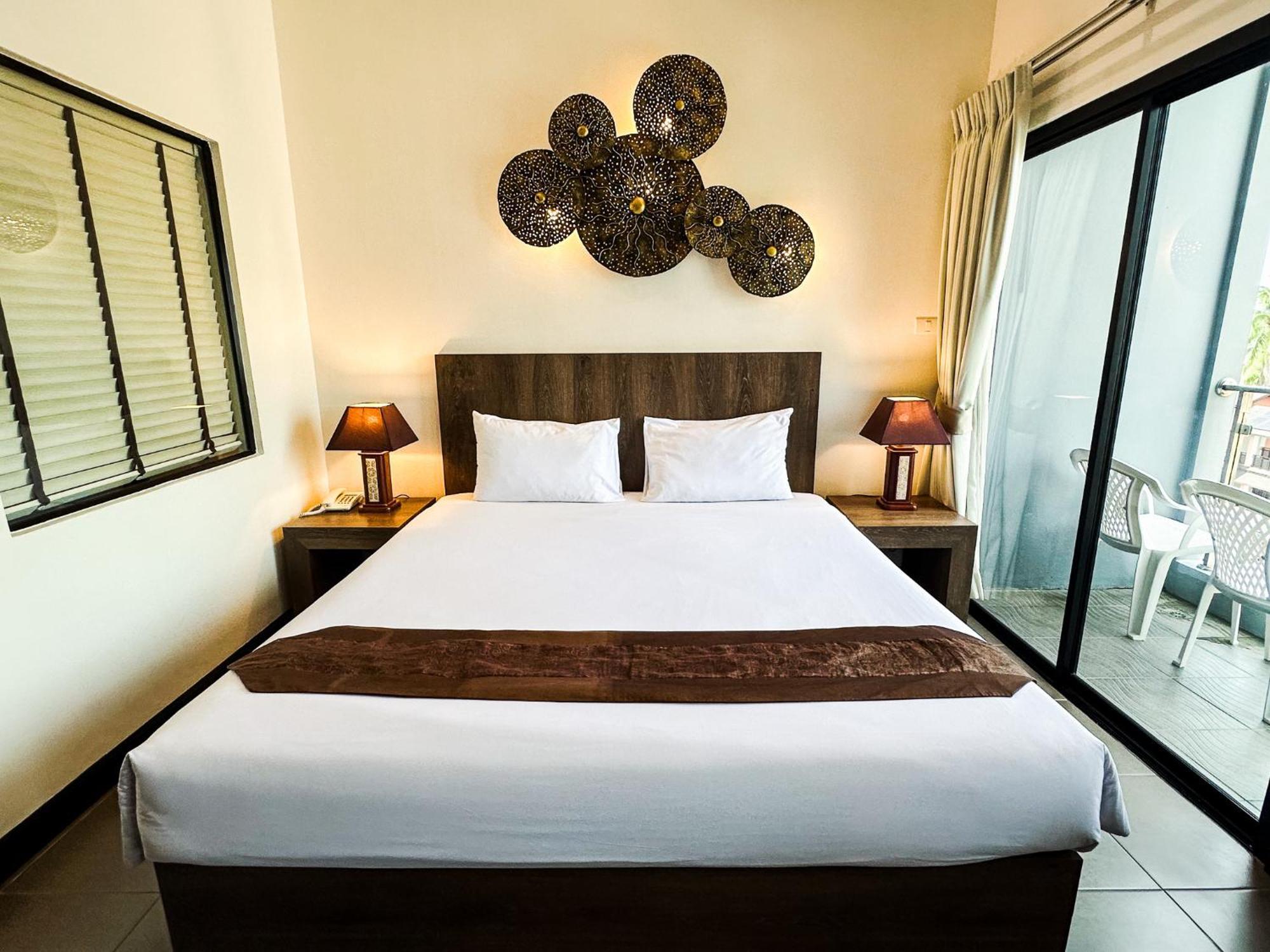 Youdee Hotel Patong - Formerly Meir Jarr Hotel Patong Kültér fotó